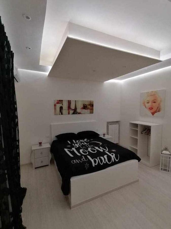 Maison Rinaldi Srl Μπάρι Δωμάτιο φωτογραφία
